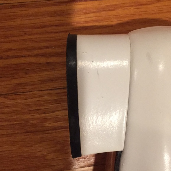 Salvatore Ferragamo Shoes - Picture 4 of 7